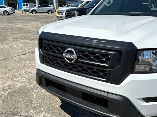 2022 Nissan Frontier S