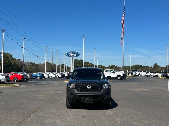 2022 Nissan Frontier S