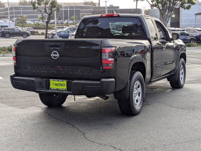 2022 Nissan Frontier S