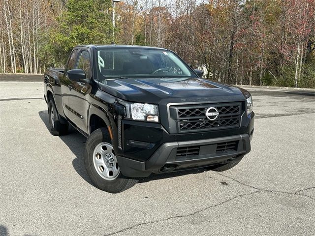 2022 Nissan Frontier S