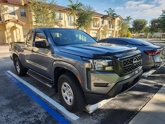 2022 Nissan Frontier S