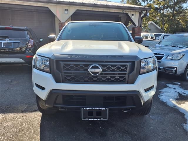 2022 Nissan Frontier S