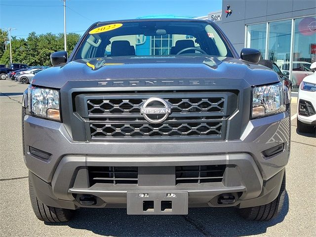 2022 Nissan Frontier S