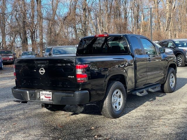 2022 Nissan Frontier S