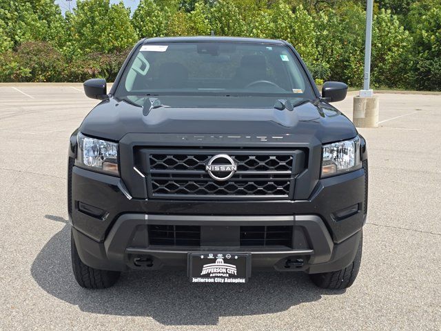 2022 Nissan Frontier S