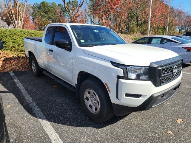 2022 Nissan Frontier S