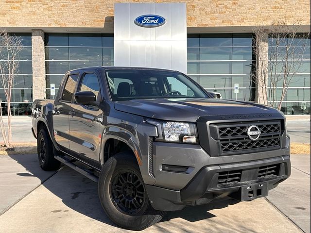 2022 Nissan Frontier S