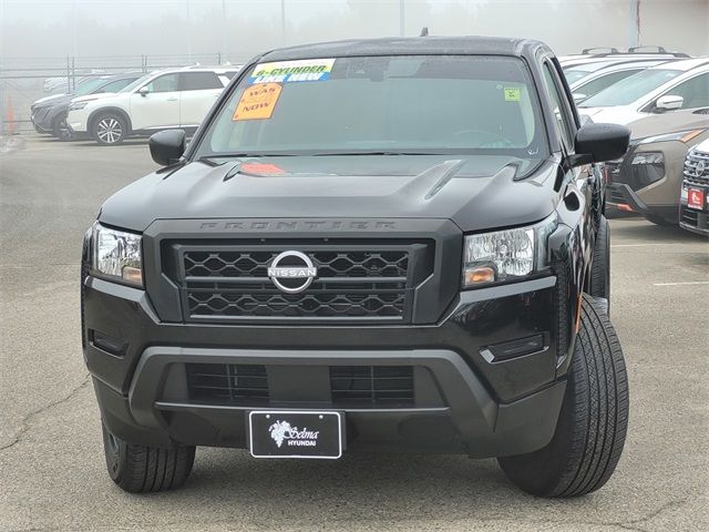 2022 Nissan Frontier S