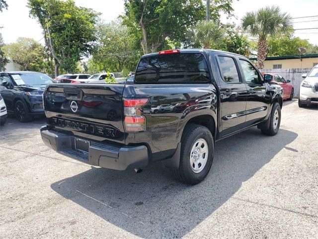 2022 Nissan Frontier S