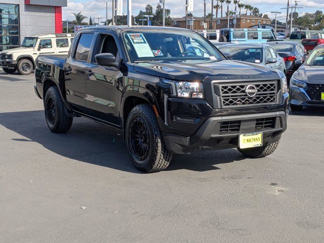 2022 Nissan Frontier S