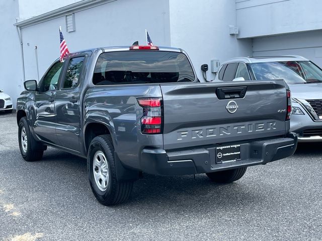 2022 Nissan Frontier S