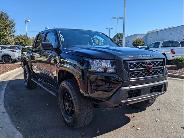 2022 Nissan Frontier S