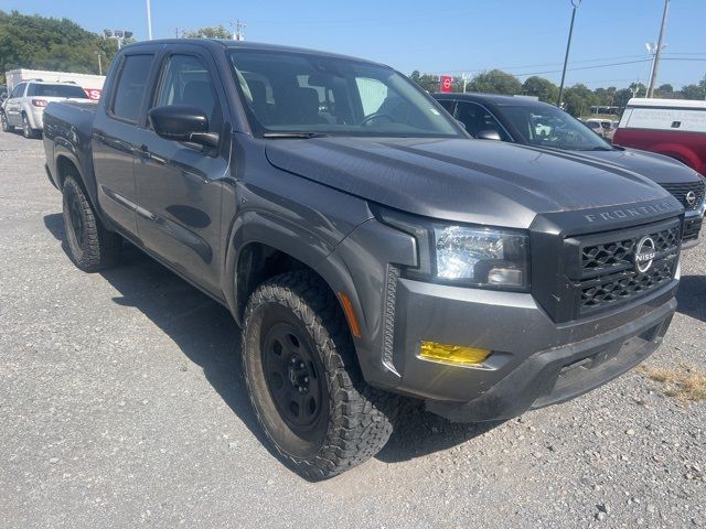 2022 Nissan Frontier S