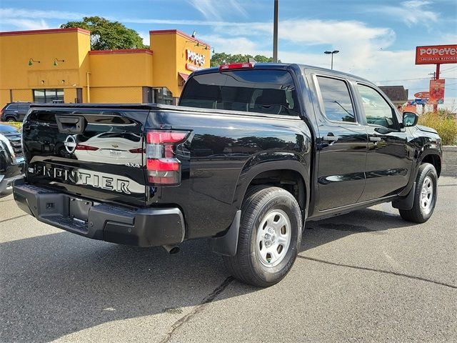 2022 Nissan Frontier S