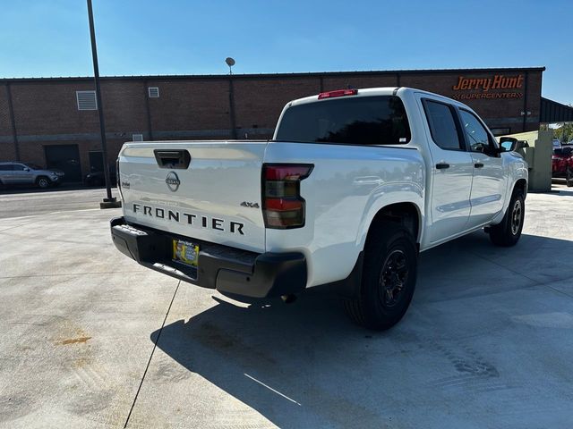 2022 Nissan Frontier S