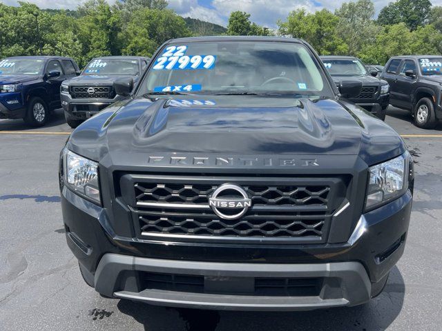 2022 Nissan Frontier S