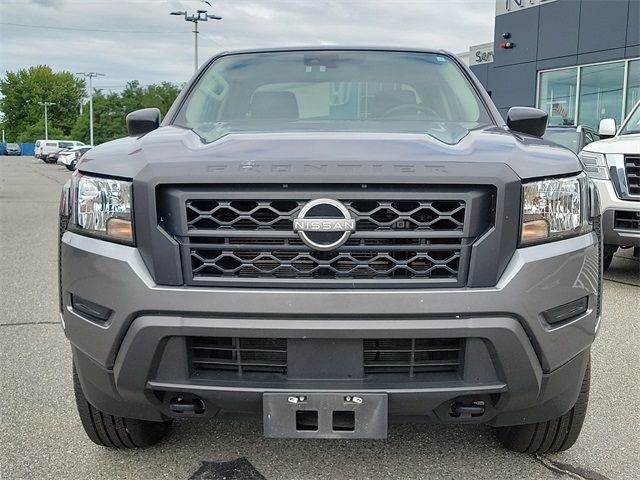 2022 Nissan Frontier S