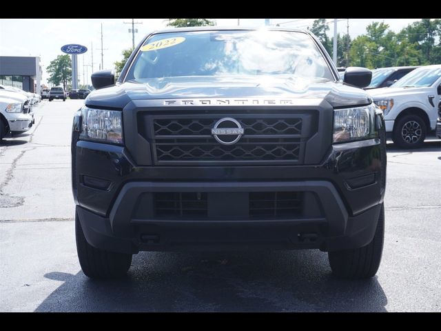 2022 Nissan Frontier S