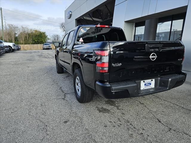 2022 Nissan Frontier S