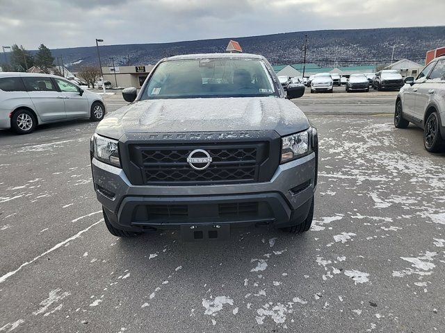 2022 Nissan Frontier S