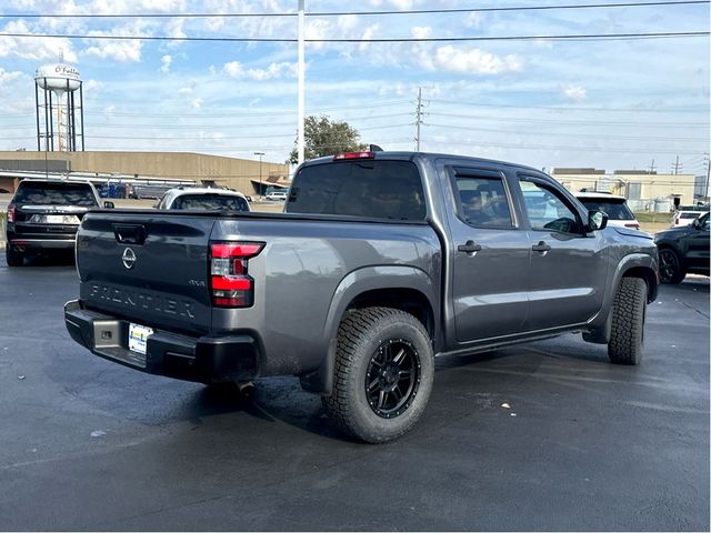 2022 Nissan Frontier S