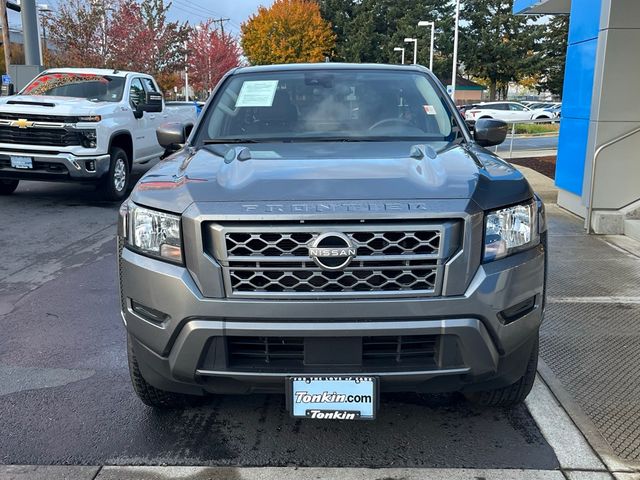 2022 Nissan Frontier SV