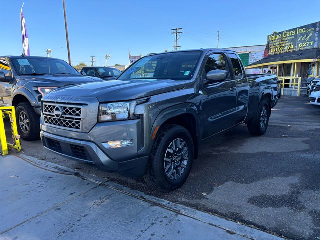 2022 Nissan Frontier SV