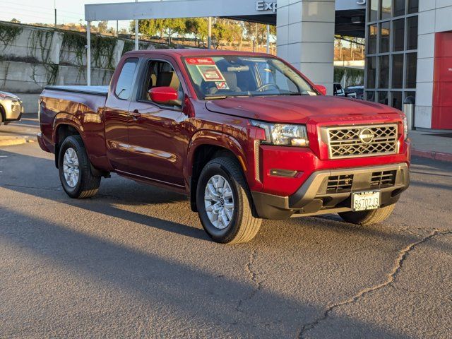 2022 Nissan Frontier SV