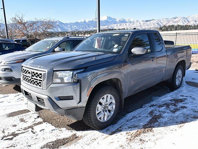 2022 Nissan Frontier SV