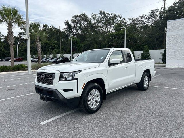 2022 Nissan Frontier SV