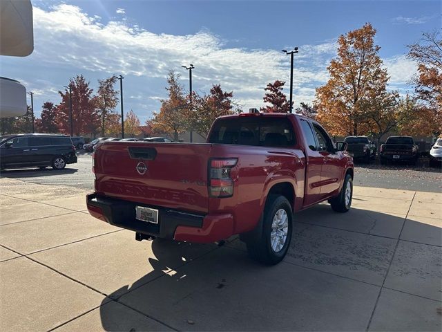 2022 Nissan Frontier SV