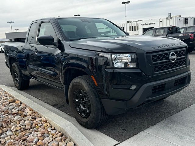 2022 Nissan Frontier S