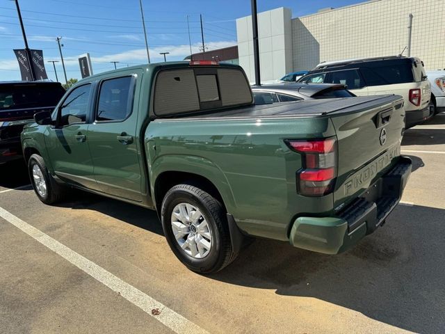 2022 Nissan Frontier SV