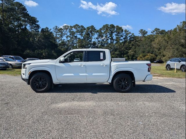 2022 Nissan Frontier SV