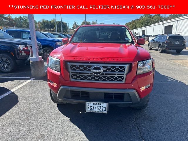 2022 Nissan Frontier SV