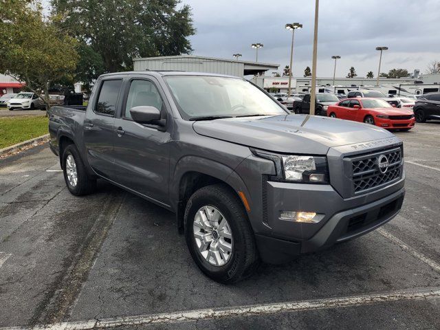 2022 Nissan Frontier SV