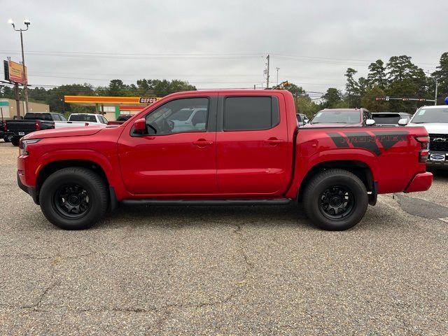 2022 Nissan Frontier SV