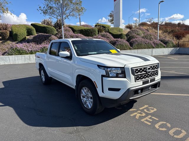 2022 Nissan Frontier SV