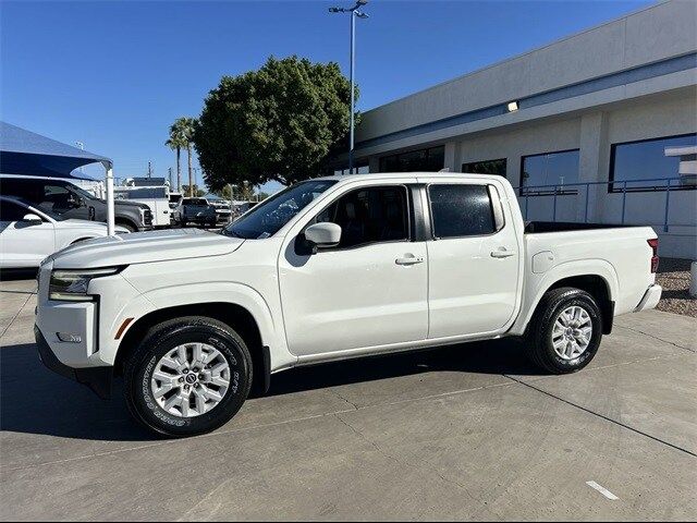 2022 Nissan Frontier SV