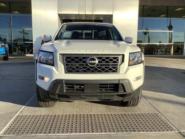 2022 Nissan Frontier SV