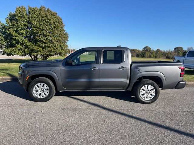 2022 Nissan Frontier SV