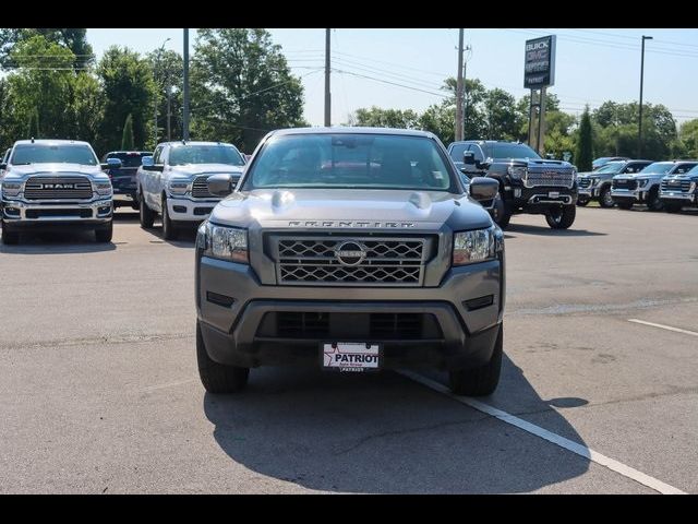 2022 Nissan Frontier SV