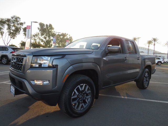 2022 Nissan Frontier SV