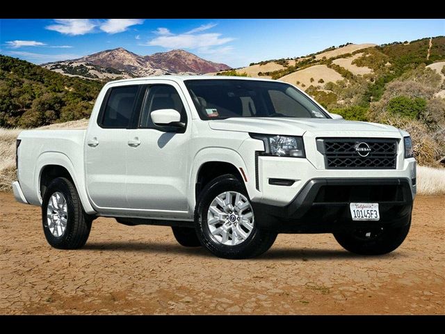 2022 Nissan Frontier SV