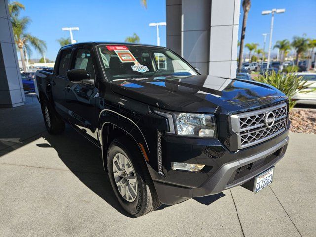 2022 Nissan Frontier SV