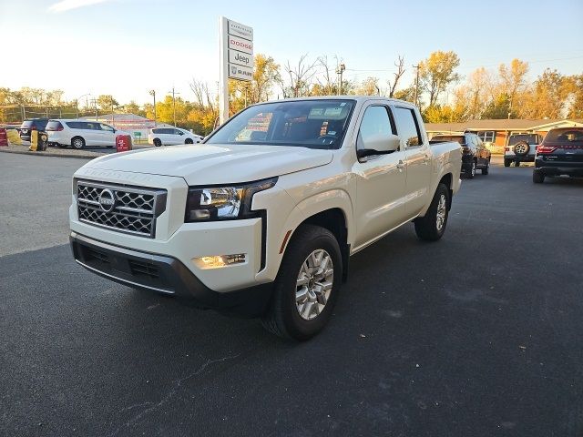 2022 Nissan Frontier SV