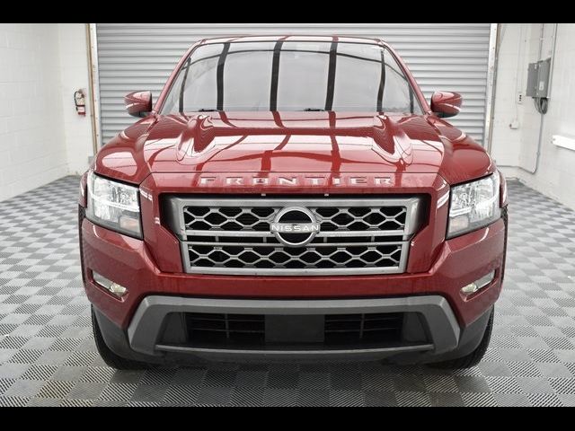 2022 Nissan Frontier SV