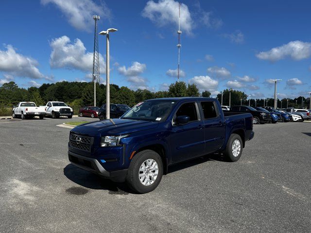 2022 Nissan Frontier SV