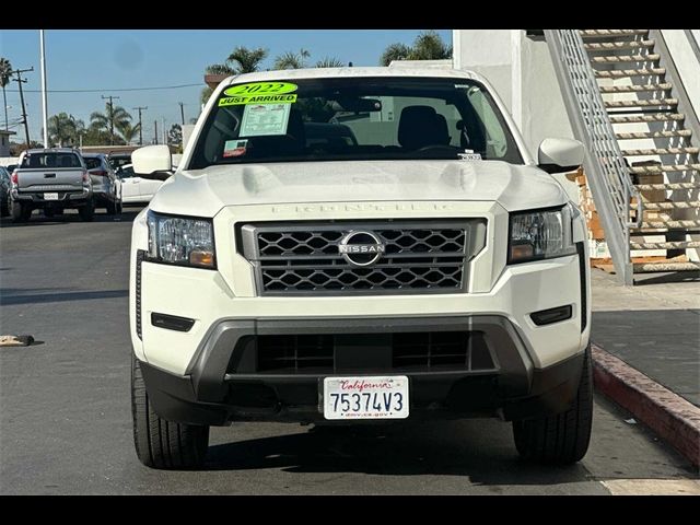 2022 Nissan Frontier SV