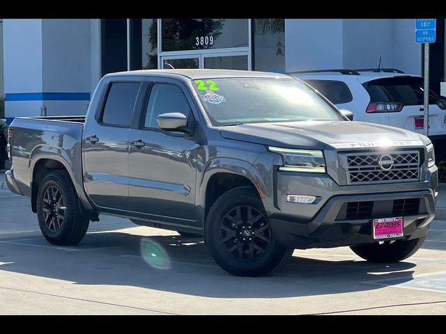 2022 Nissan Frontier SV